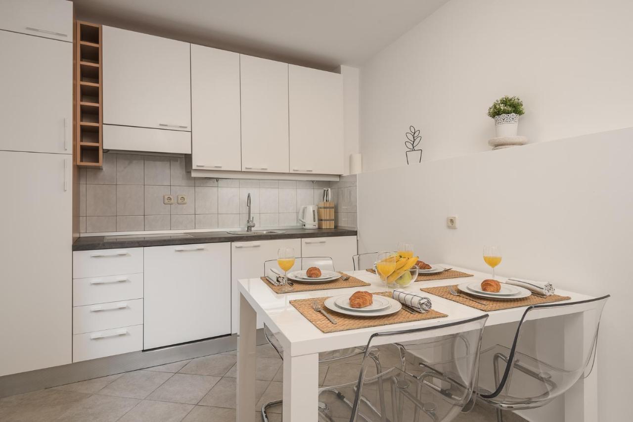 Olaf Apartman *